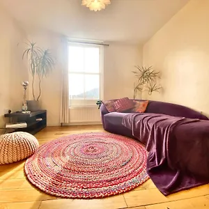  Appartamento London's East End 2 Bedroom Regno Unito